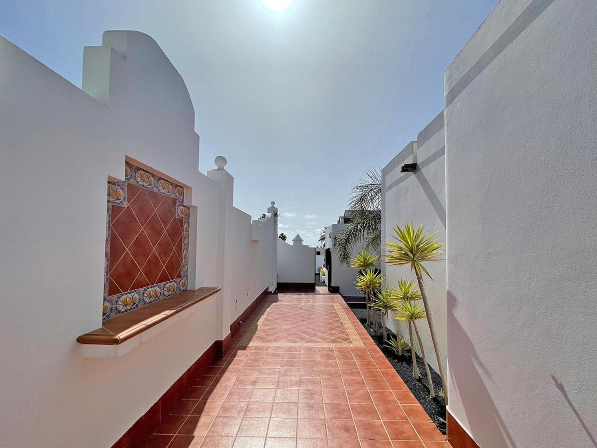 Villa Charlotte Tias Exterior photo